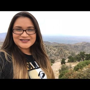 Meet your Posher, Stephanie